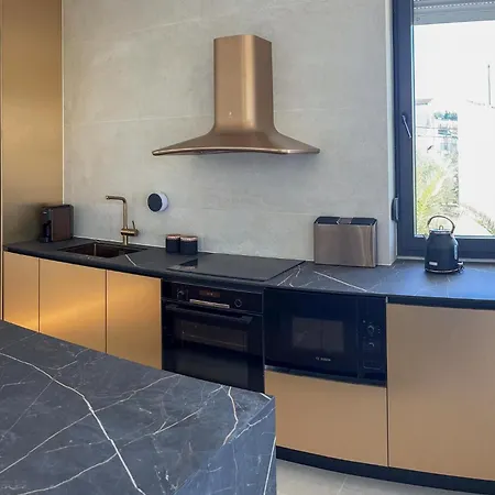 Pet Friendly In Seget Vranjica Semesterbostad